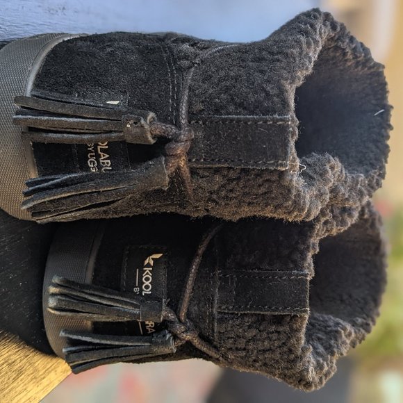 Koolaburra By Ugg Isana Bootie Black - Picture 2 of 4